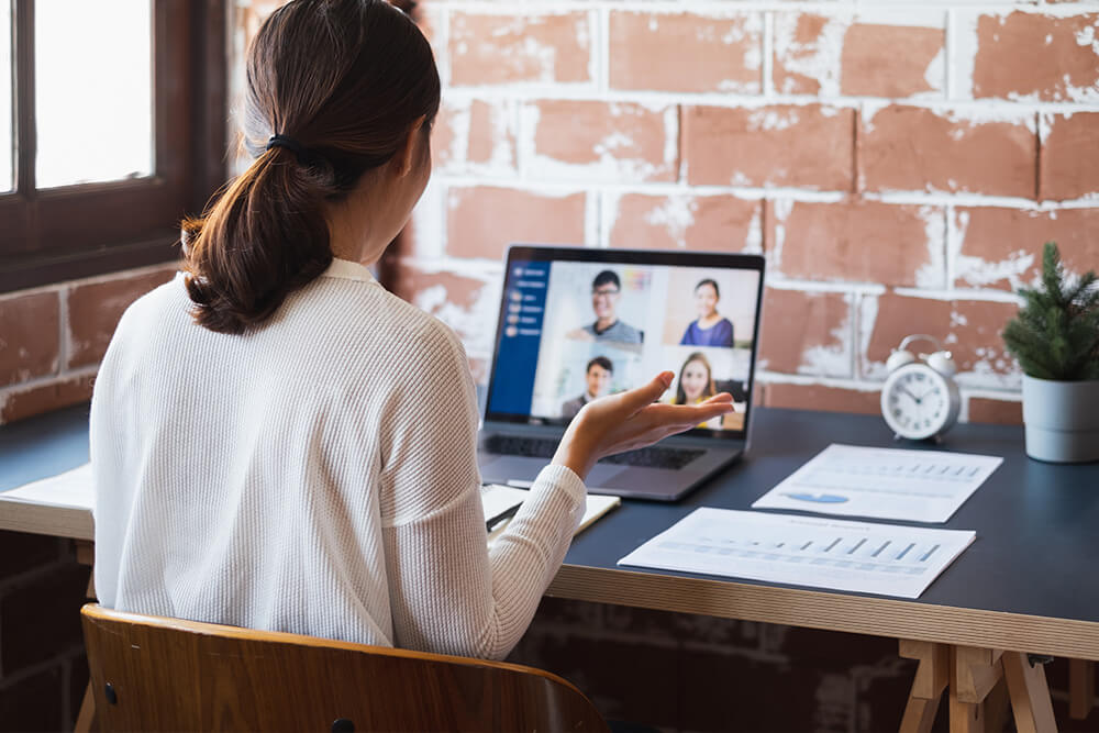 woman leading a group consultation online