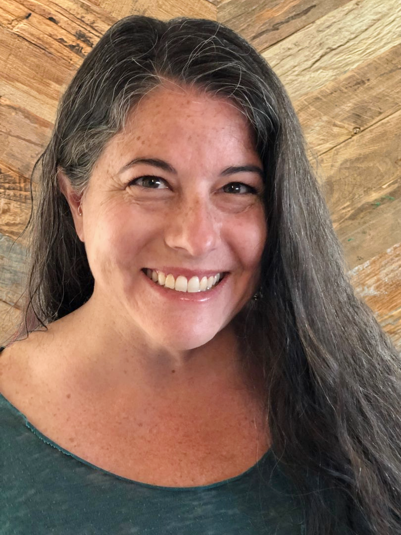 Cindy Brown LPCC licensed professional clinical counselor, neuroqueer expert, and autism expert profile photo